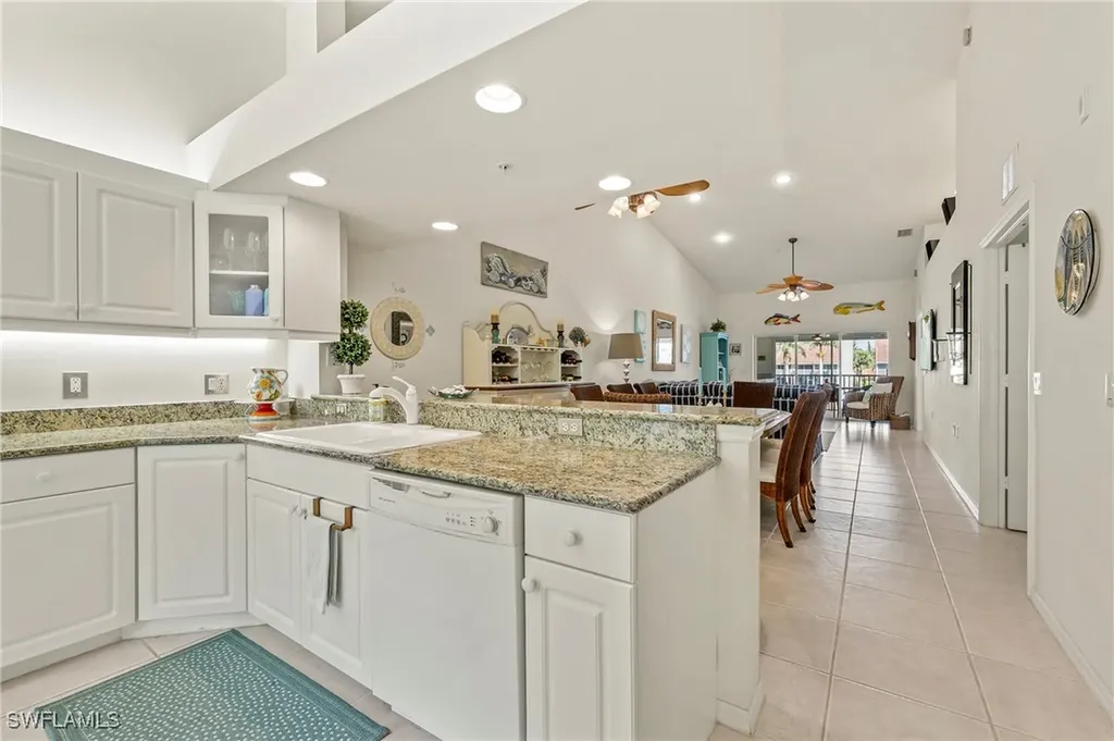 2381 Hidden Lake Court Naples FL 34112