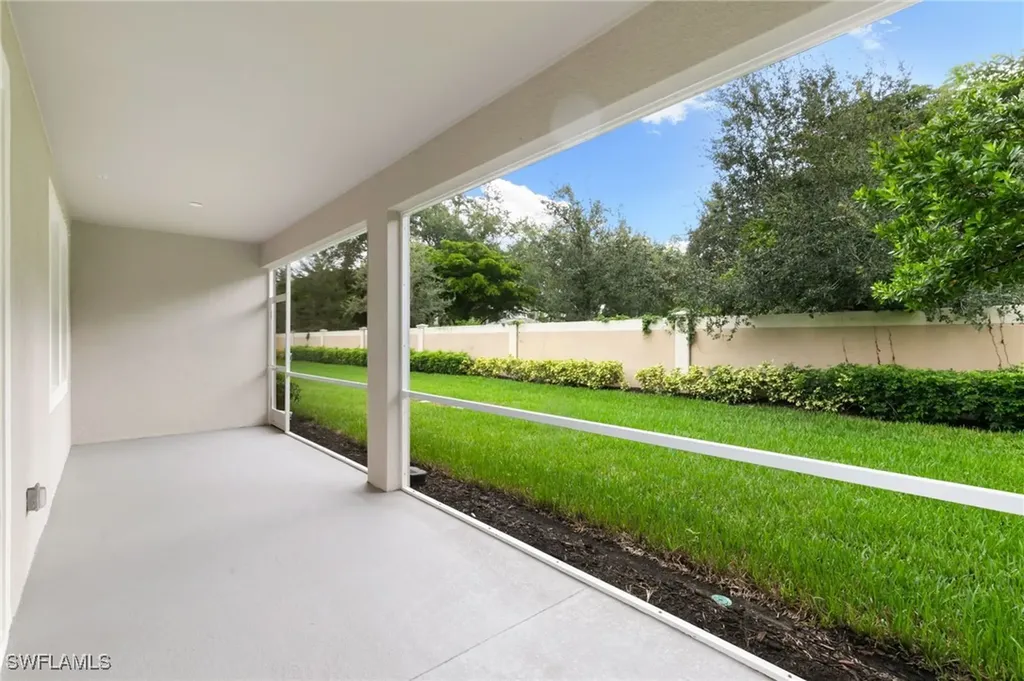4546 Arboretum Circle Naples FL 34112