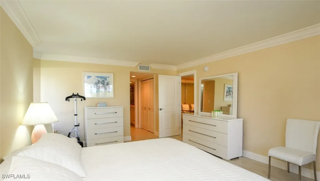 4551 Gulf Shore Boulevard N Naples FL 34103