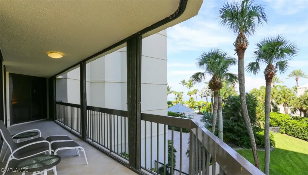 4551 Gulf Shore Boulevard N Naples FL 34103