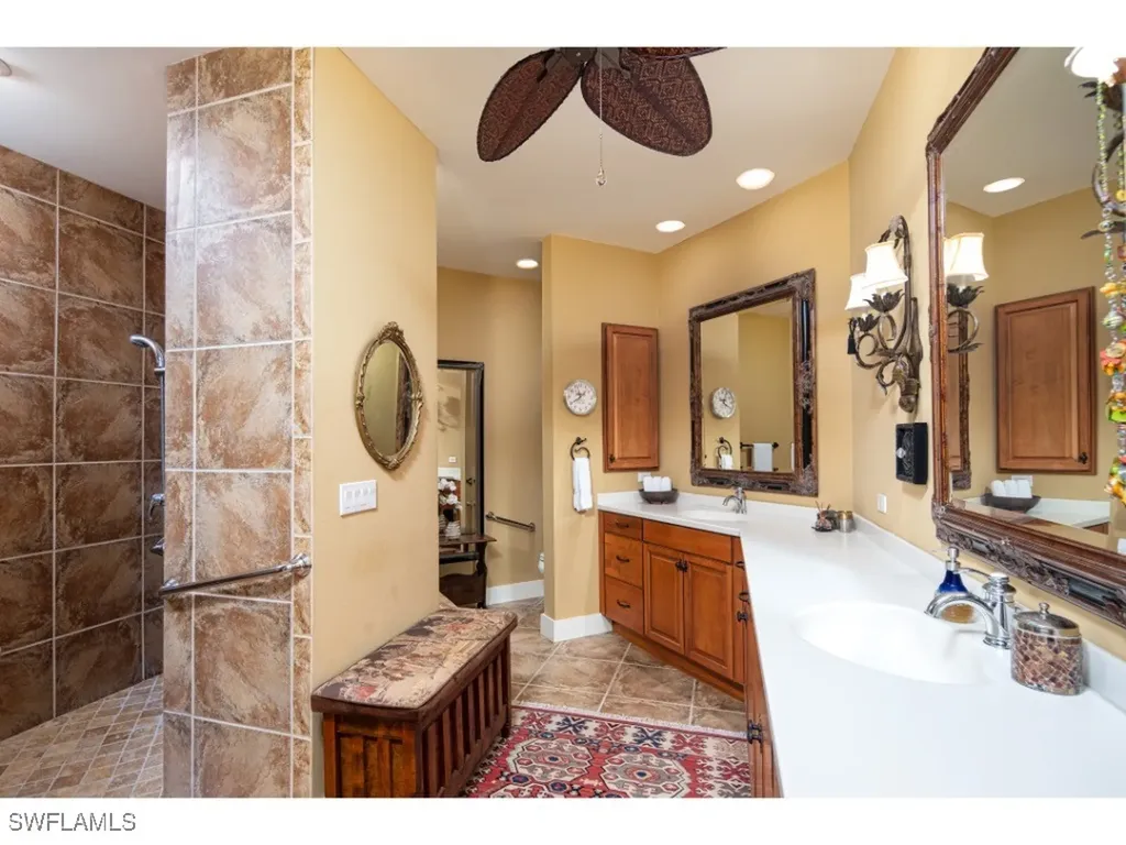 263 10th Avenue S Naples FL 34102