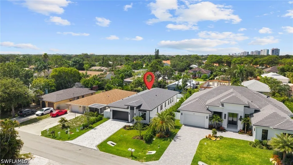 638 93rd Avenue N Naples FL 34108
