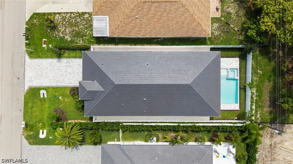 638 93rd Avenue N Naples FL 34108