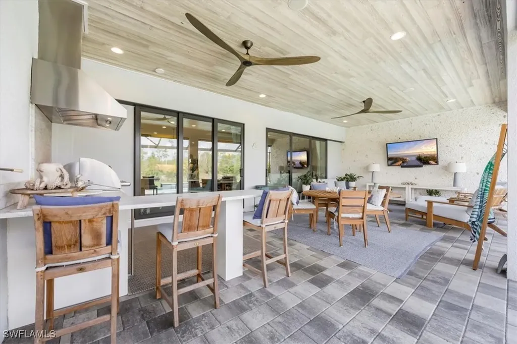 9565 Montelanico Loop Naples FL 34119