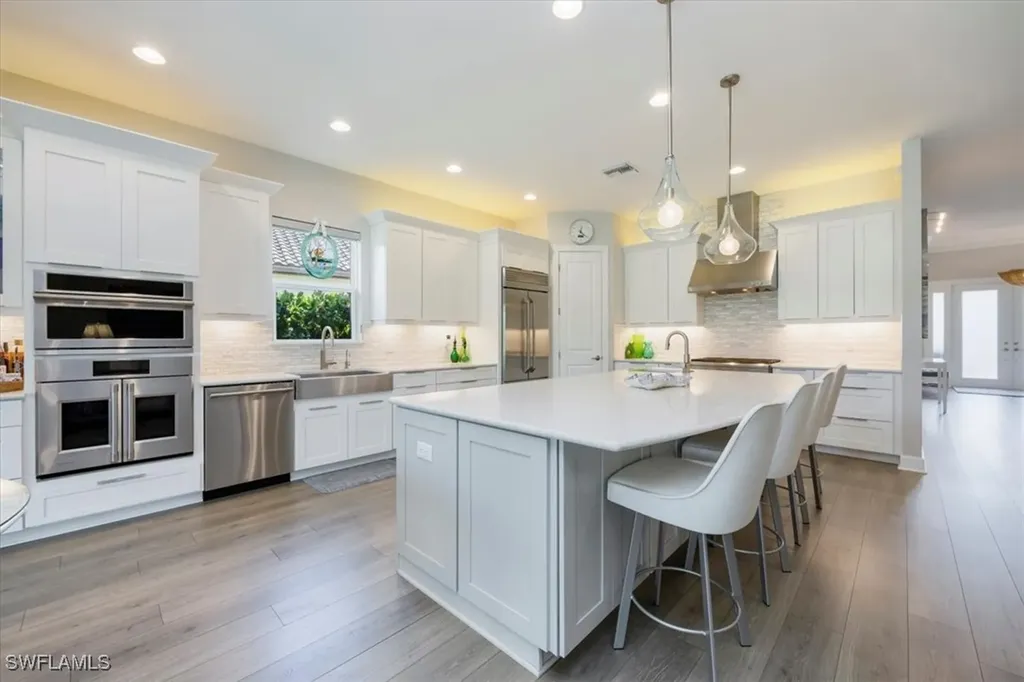 9565 Montelanico Loop Naples FL 34119