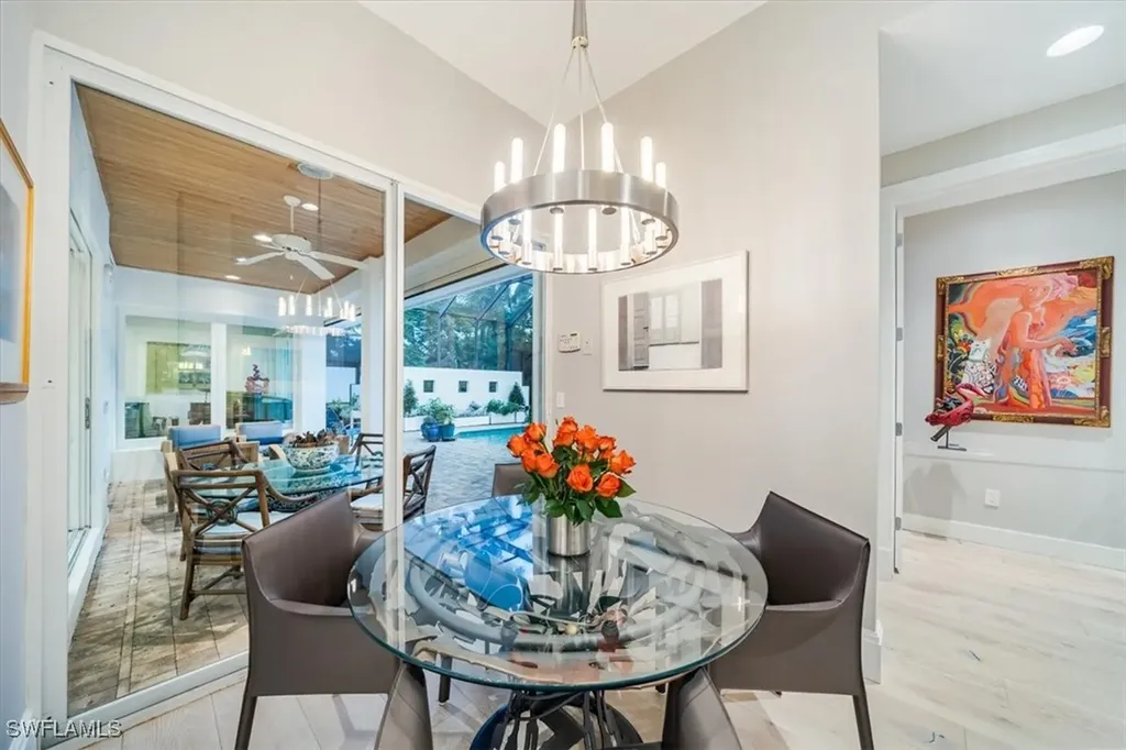 367 5th Avenue N Naples FL 34102