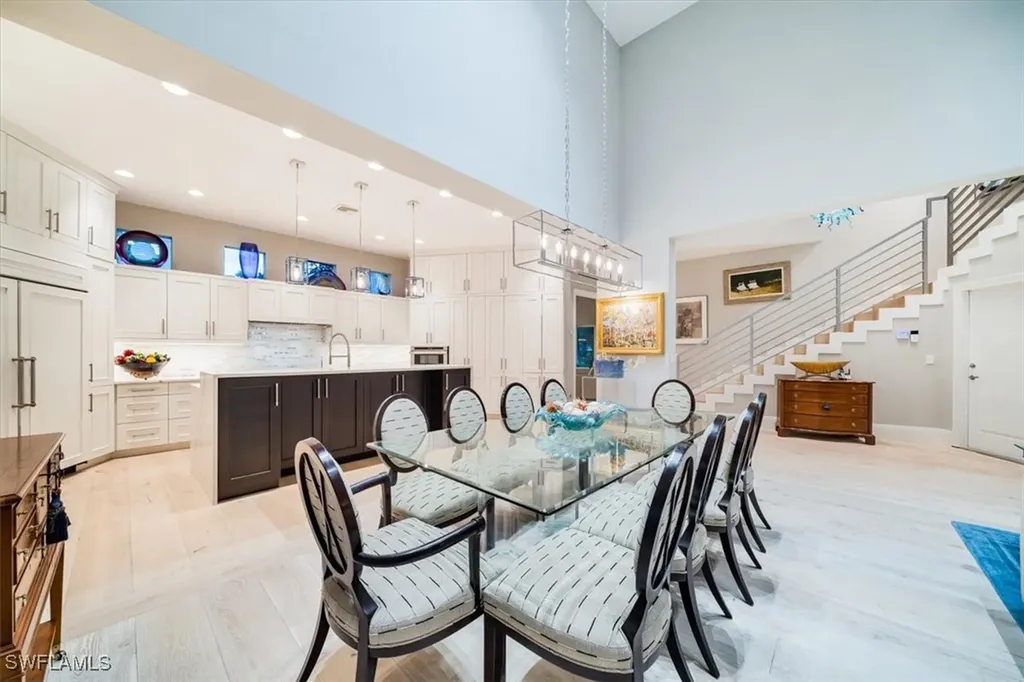 367 5th Avenue N Naples FL 34102