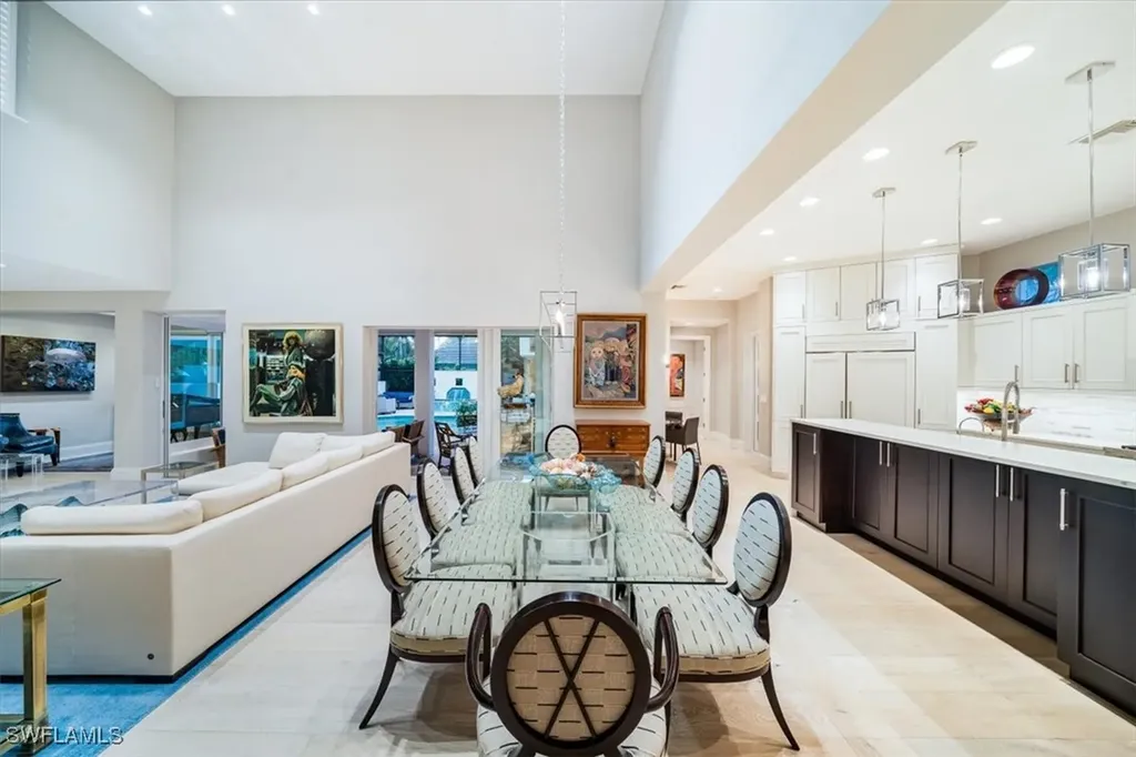 367 5th Avenue N Naples FL 34102