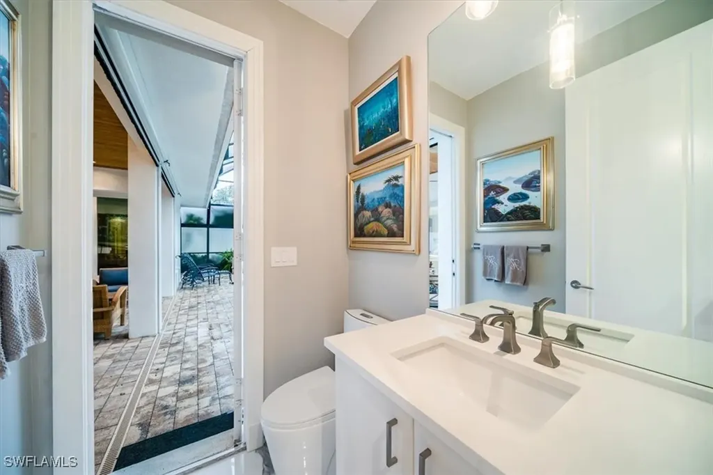 367 5th Avenue N Naples FL 34102