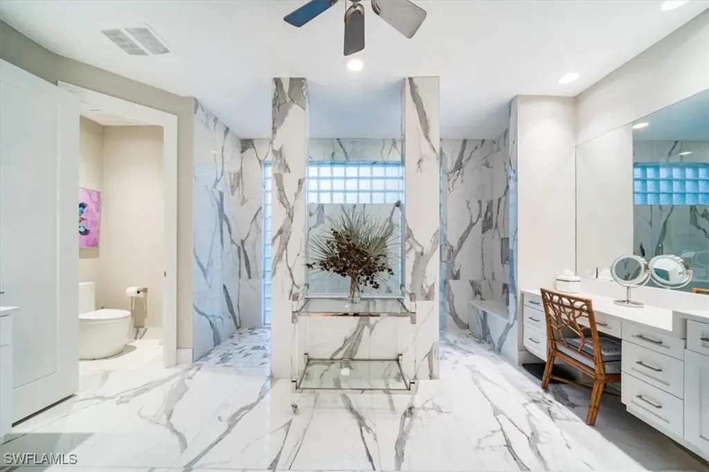 367 5th Avenue N Naples FL 34102