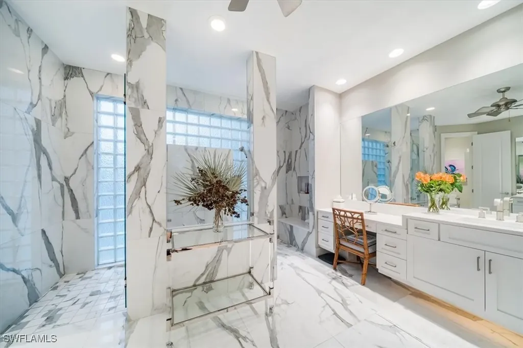367 5th Avenue N Naples FL 34102