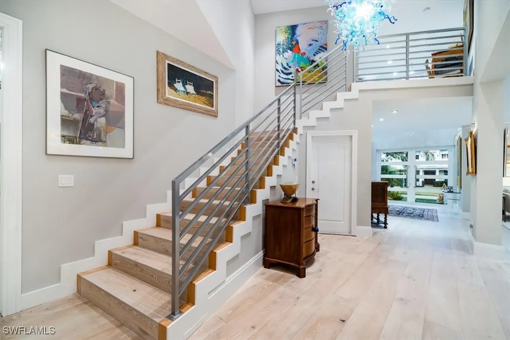 367 5th Avenue N Naples FL 34102