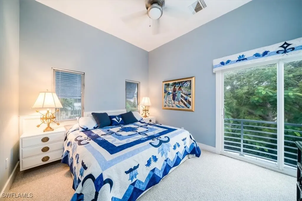 367 5th Avenue N Naples FL 34102