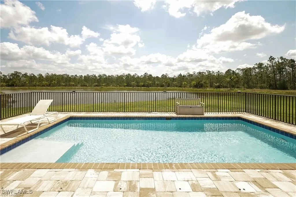 14047 Danpark Loop Fort Myers FL 33912