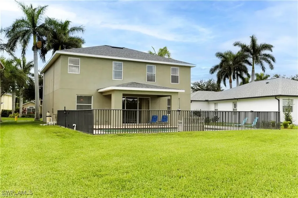 14047 Danpark Loop Fort Myers FL 33912