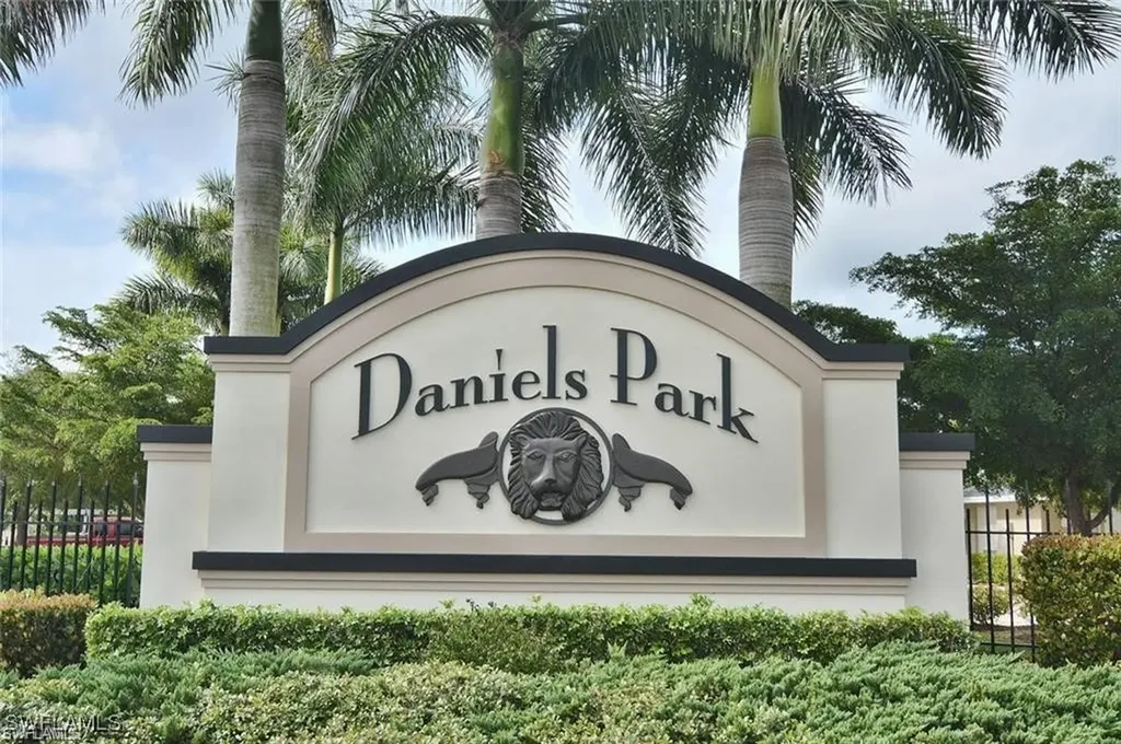 14047 Danpark Loop Fort Myers FL 33912