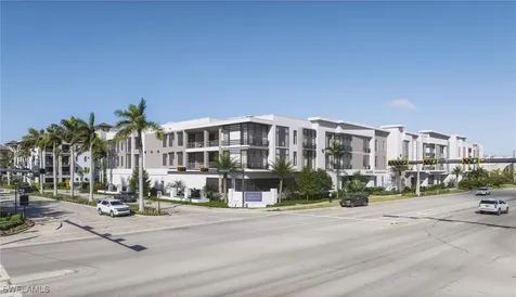 233 12TH Street S Naples FL 34102
