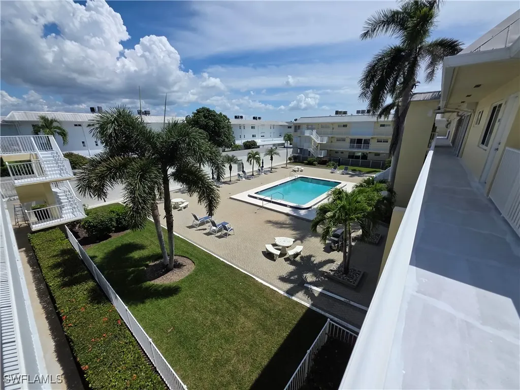 1100 8th Avenue S Naples FL 34102