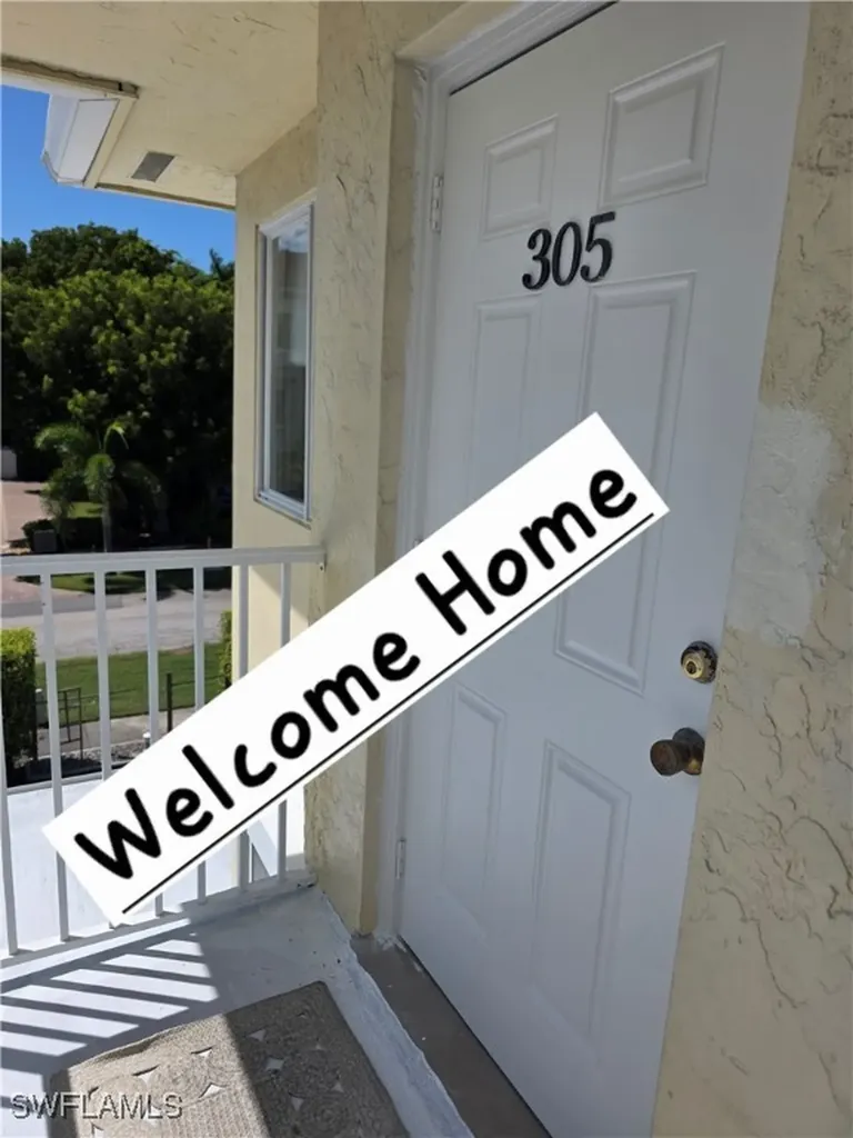 1100 8th Avenue S Naples FL 34102