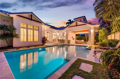 2250 Crayton Road Naples, FL 34103 | MLS #225070924 | John R Wood
