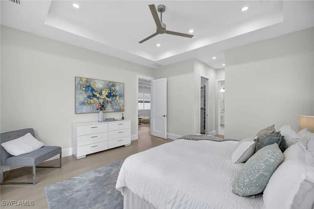 664 100th Avenue N Naples FL 34108