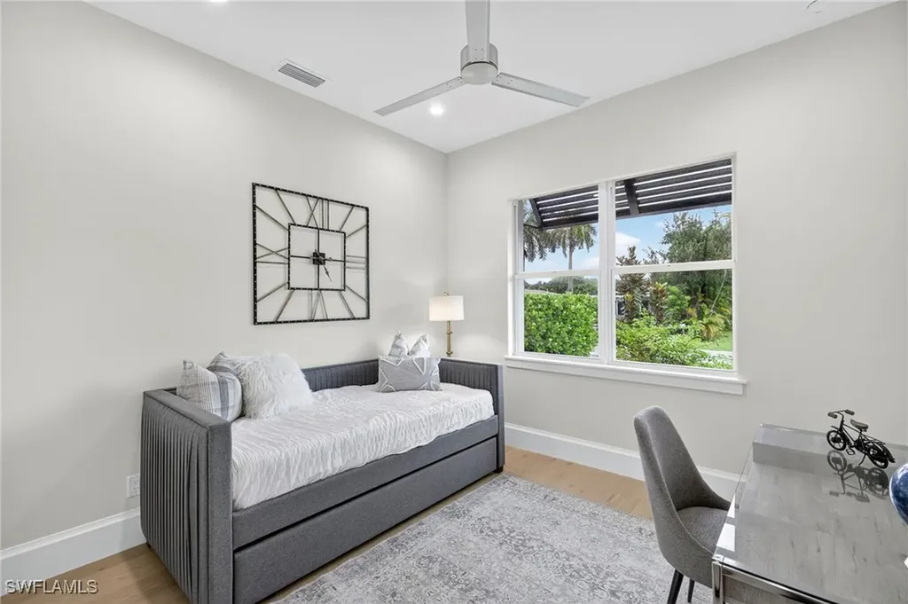 664 100th Avenue N Naples FL 34108