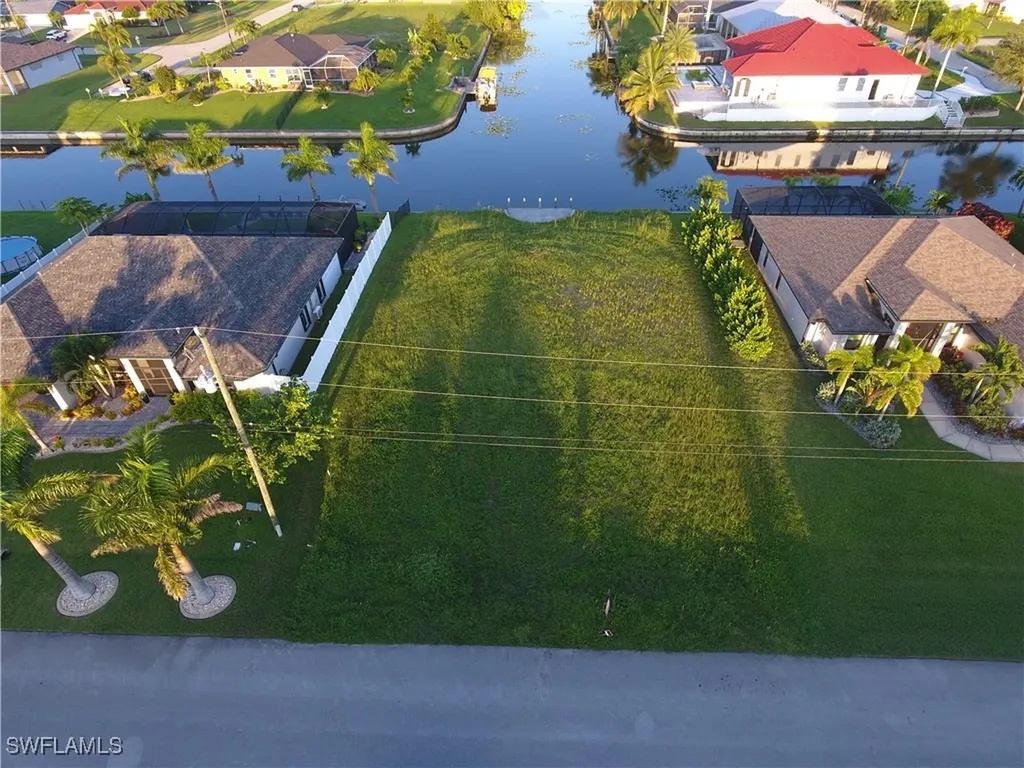 1429 SE 4th Place Cape Coral FL 33990