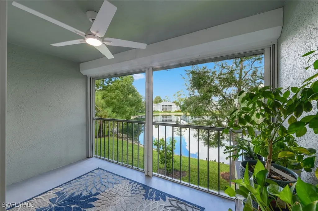 935 New Waterford Drive Naples FL 34104