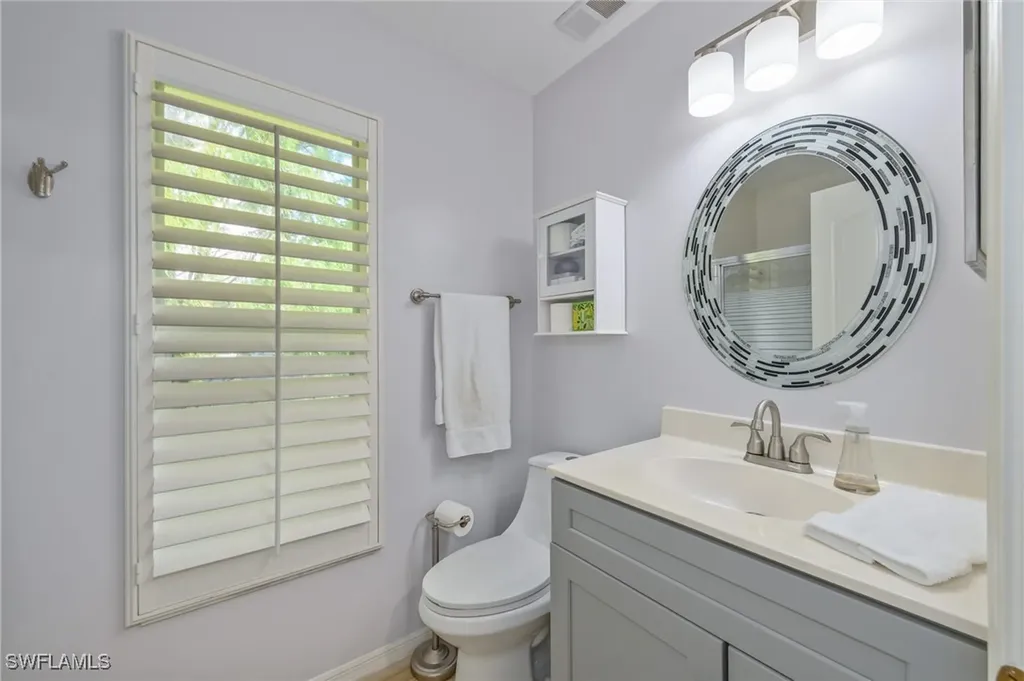 935 New Waterford Drive Naples FL 34104