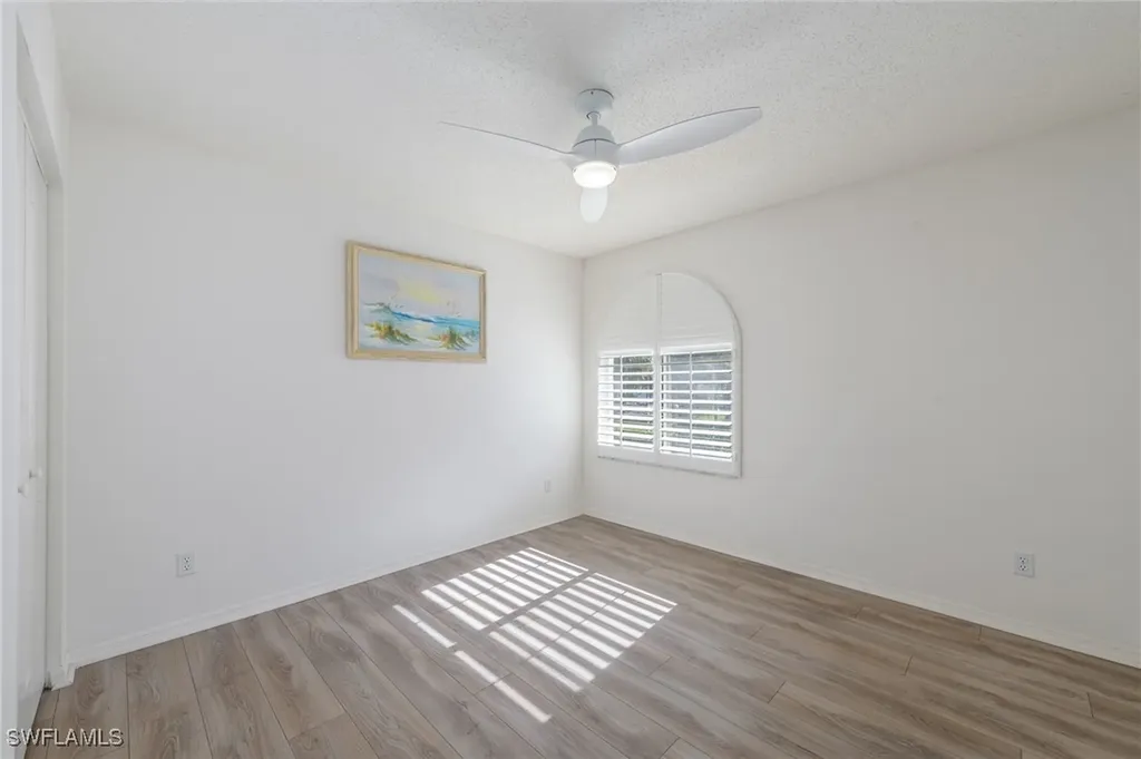 935 New Waterford Drive Naples FL 34104