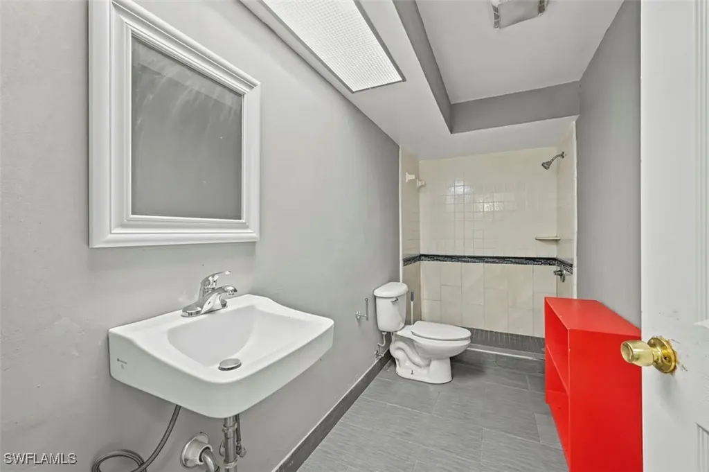 101-105 Saint Andrews Boulevard Naples FL 34113
