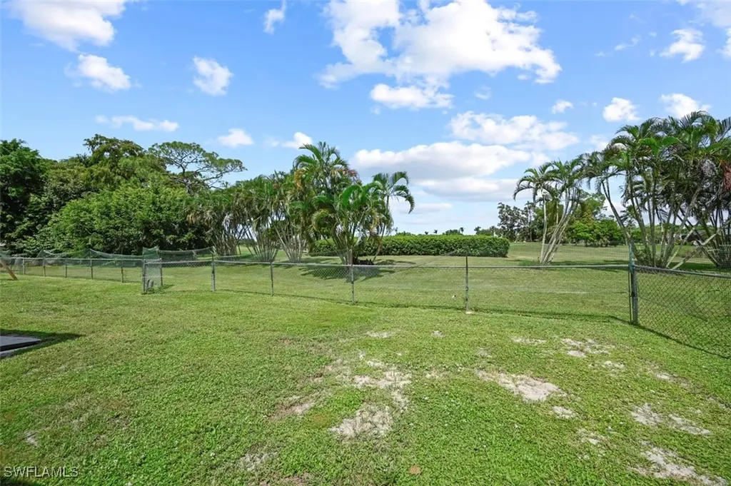101-105 Saint Andrews Boulevard Naples FL 34113