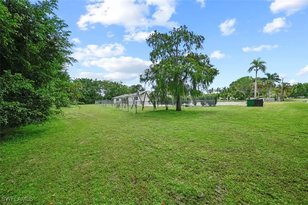 101-105 Saint Andrews Boulevard Naples FL 34113