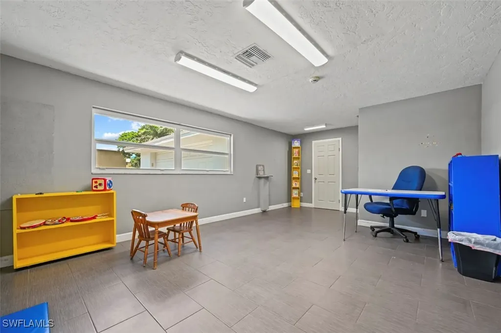 101-105 Saint Andrews Boulevard Naples FL 34113