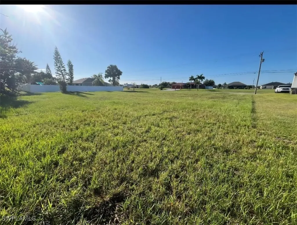 1203 Diplomat Parkway W Cape Coral FL 33993