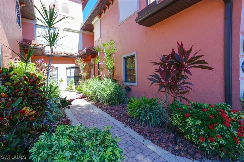 5765 Grande Reserve Way Naples FL 34110