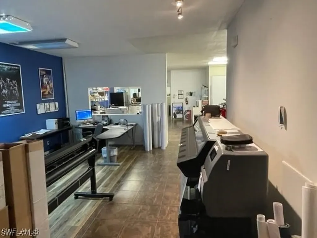 1013 5th Avenue N Naples FL 34102