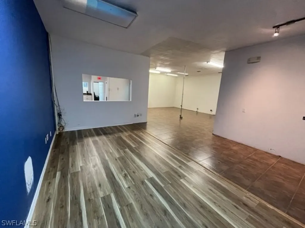 1013 5th Avenue N Naples FL 34102