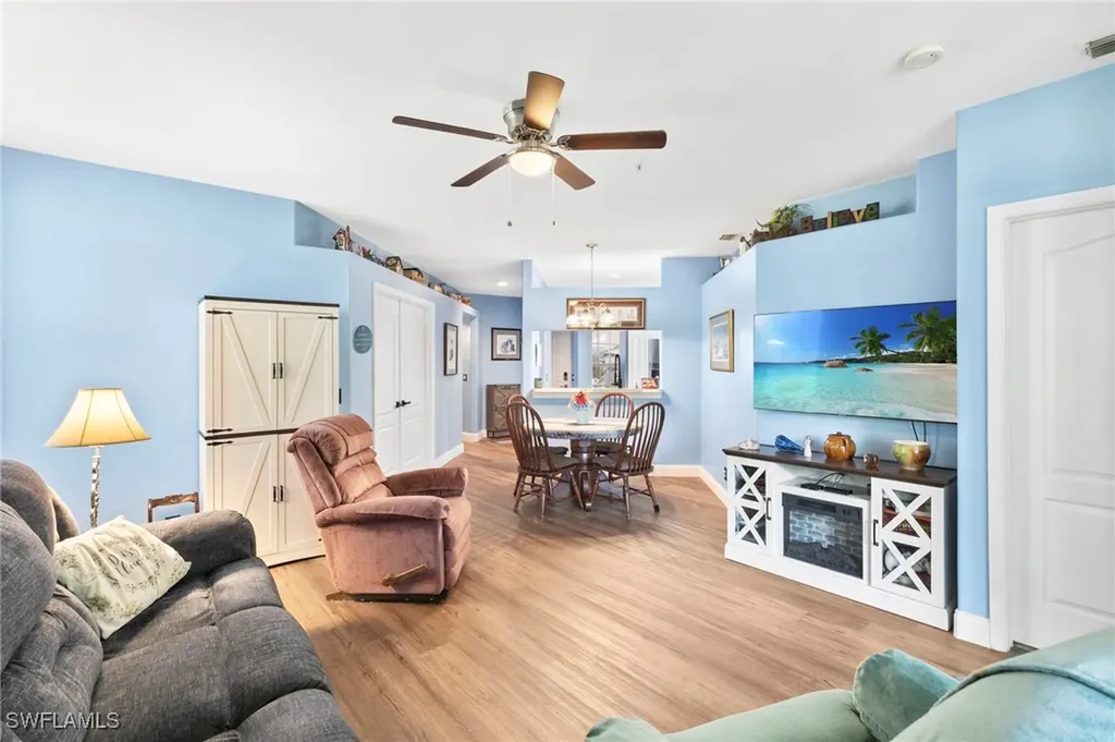 1295 Sweetwater Cove Naples FL 34110