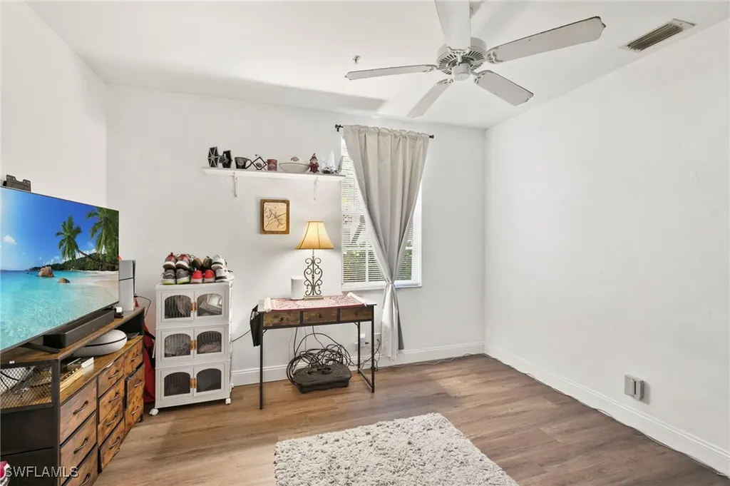 1295 Sweetwater Cove Naples FL 34110