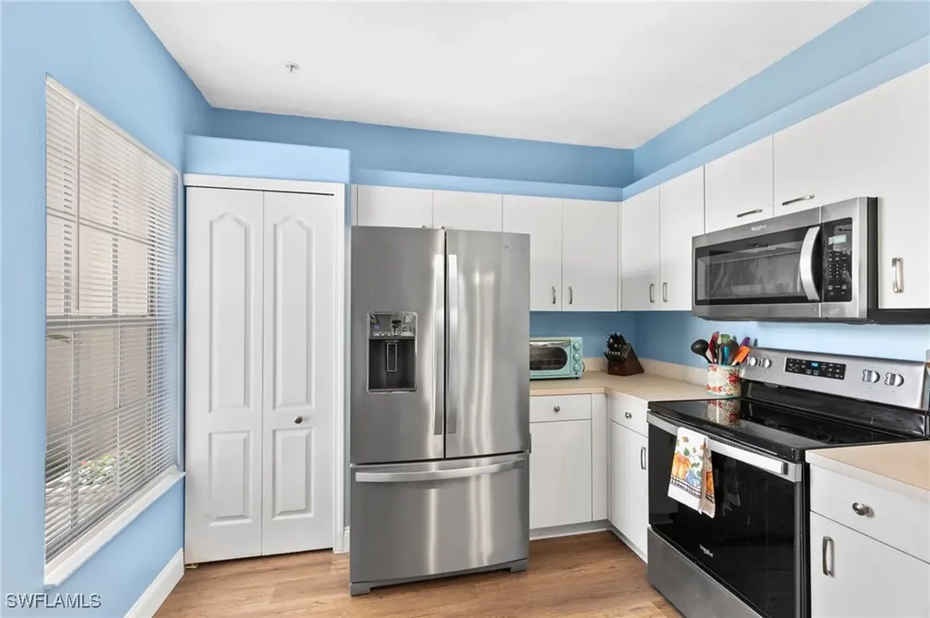 1295 Sweetwater Cove Naples FL 34110