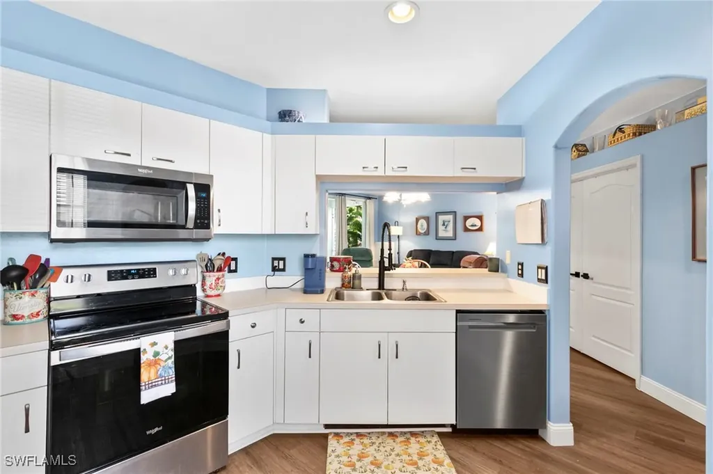 1295 Sweetwater Cove Naples FL 34110