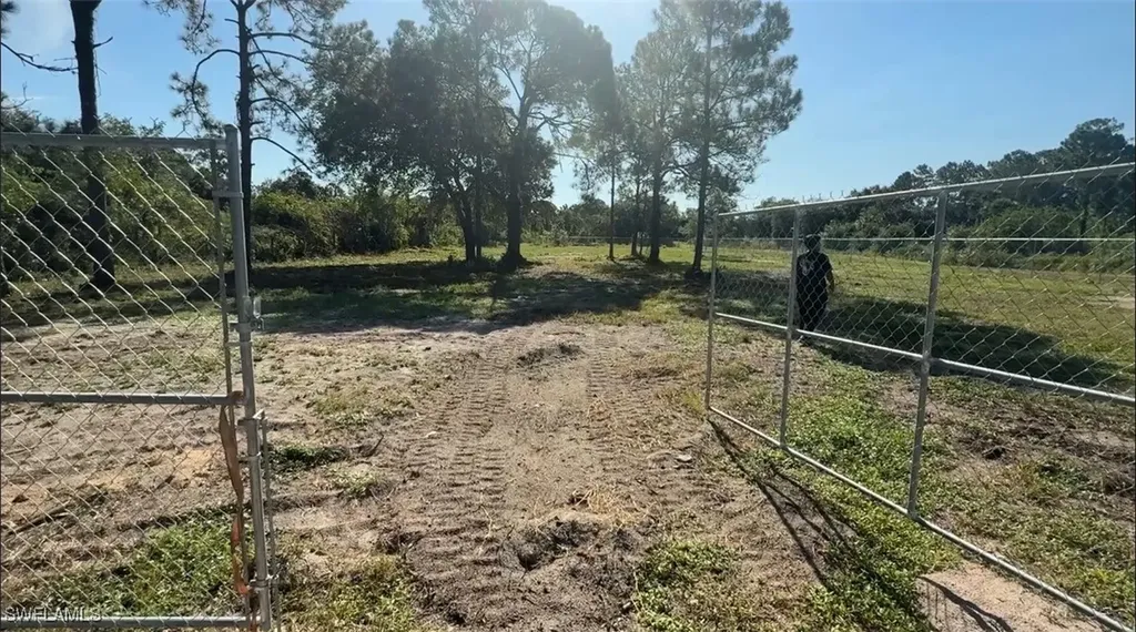 385 S Lindero Street Clewiston FL 33440