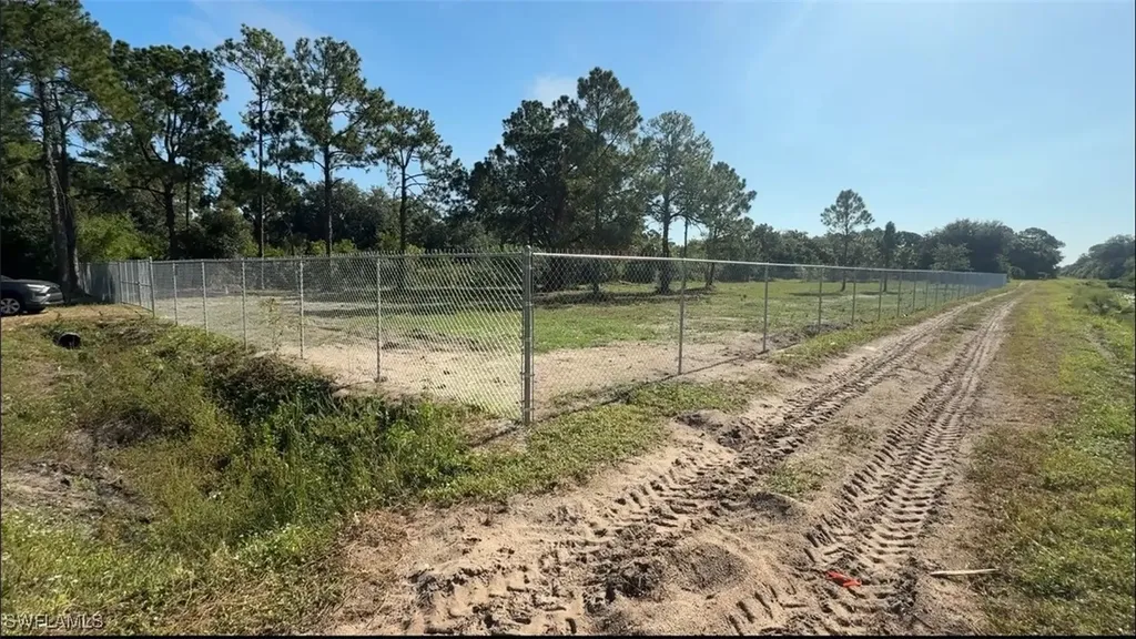 385 S Lindero Street Clewiston FL 33440