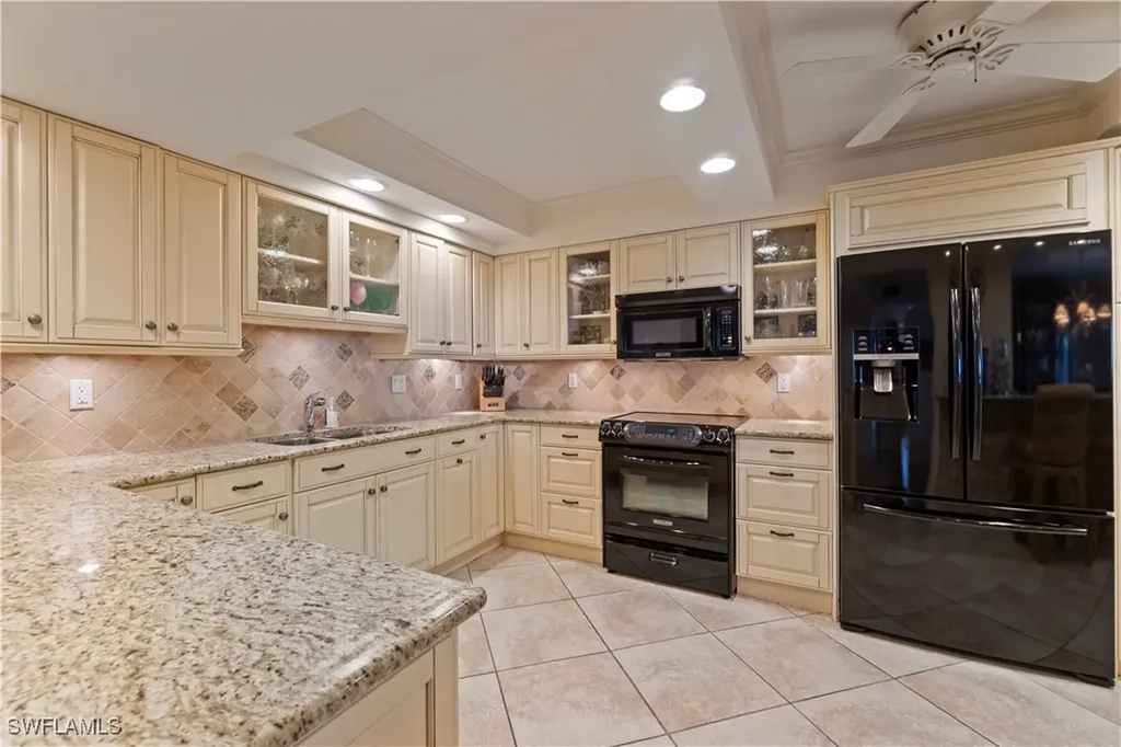 3399 Gulf Shore Boulevard N Naples FL 34103