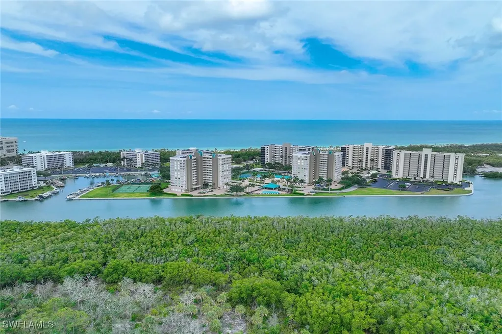 315 Dunes Boulevard Naples FL 34110