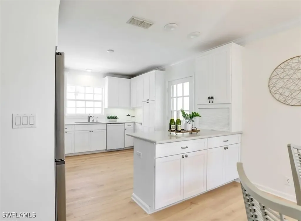 2601 Gulf Shore Boulevard N Naples FL 34103