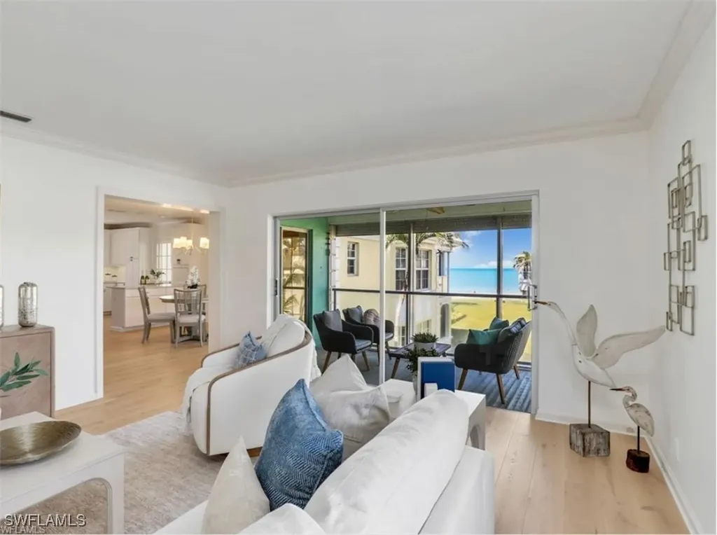 2601 Gulf Shore Boulevard N Naples FL 34103