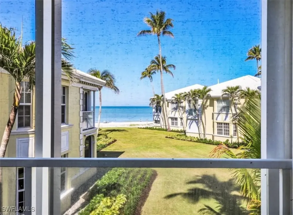 2601 Gulf Shore Boulevard N Naples FL 34103