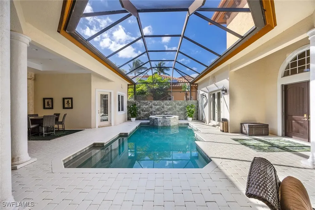 8894 Shenendoah Circle Naples FL 34113